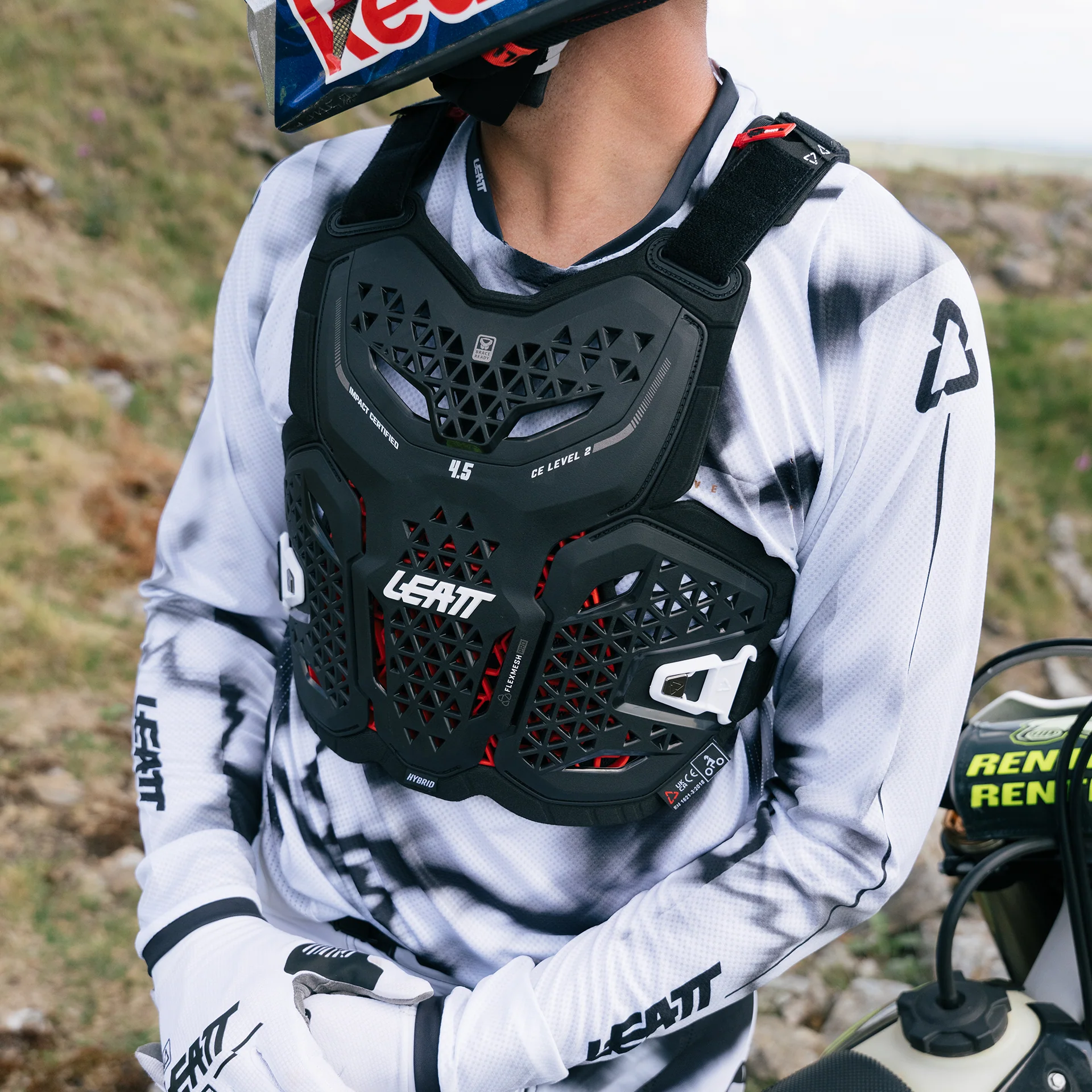 Chest Protector 4.5 Hybrid - Image 6