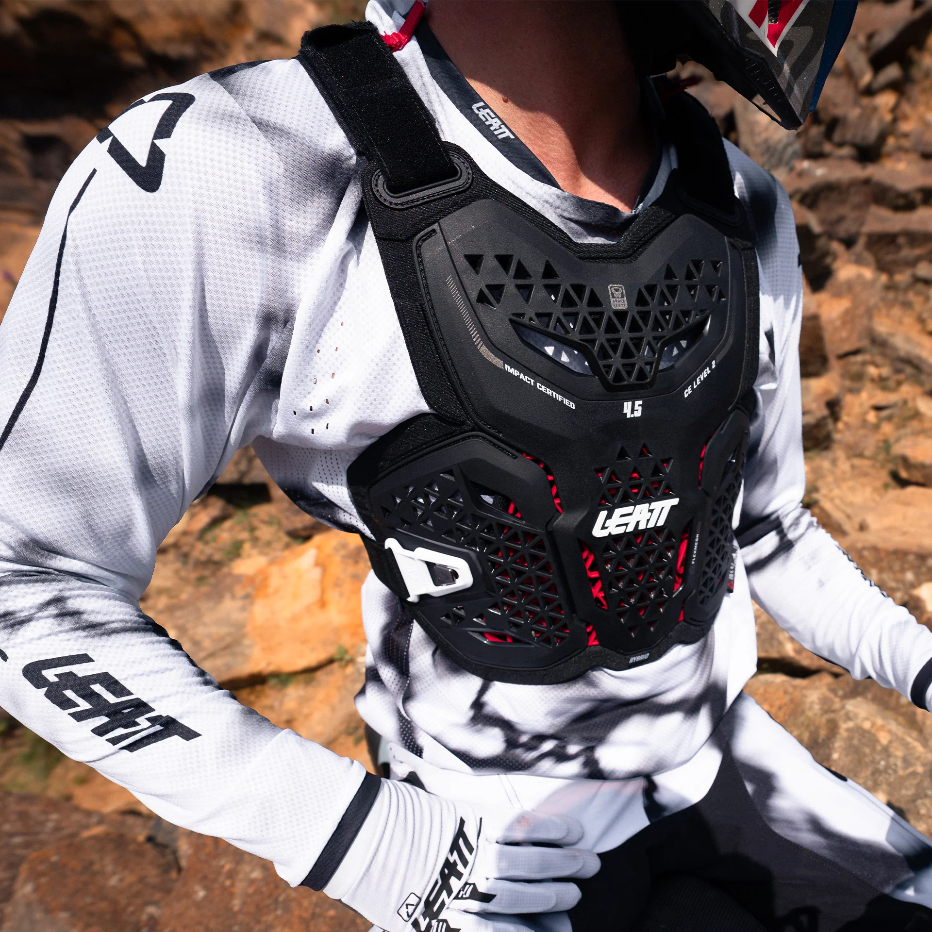 Chest Protector 4.5 Hybrid - Image 8