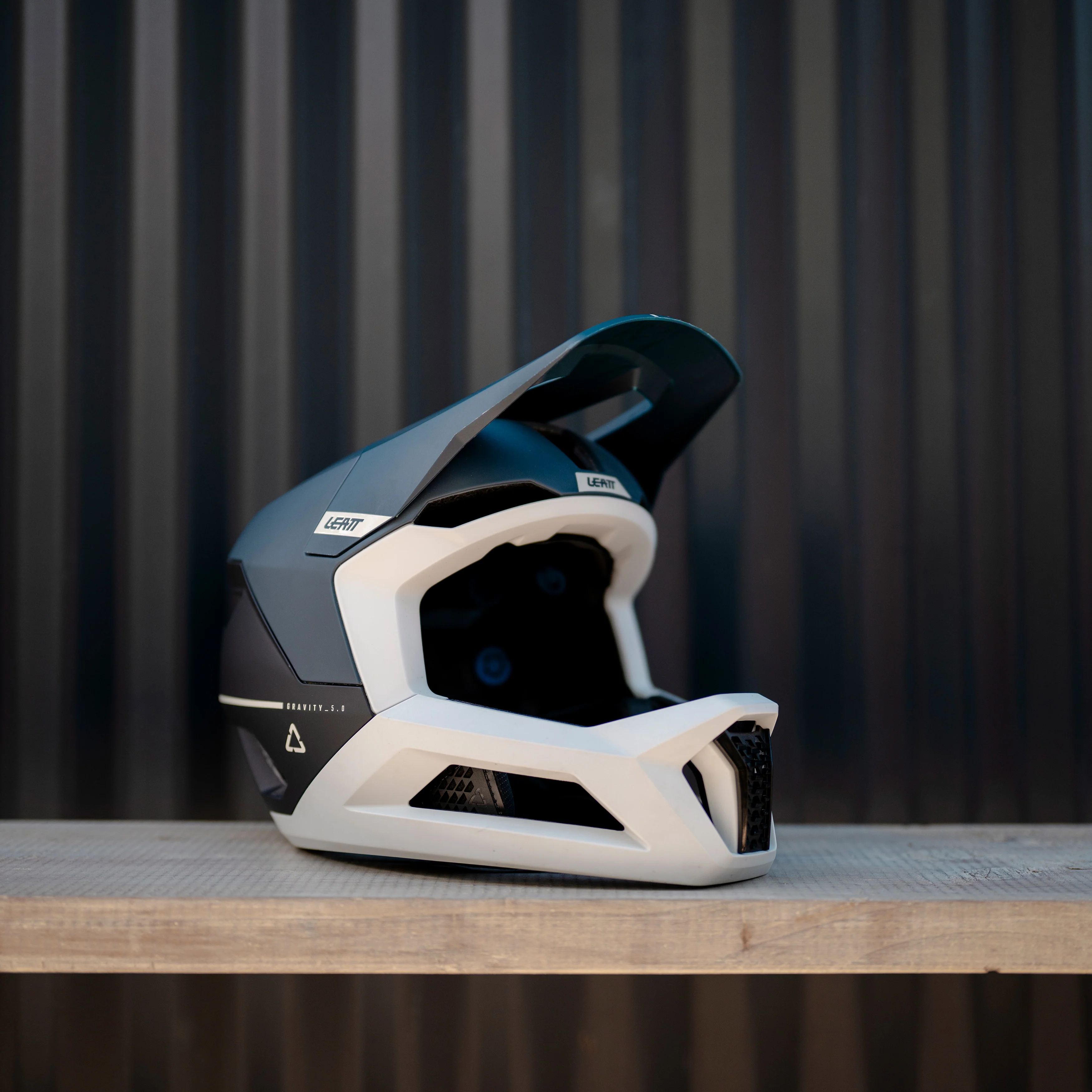 Helmet MTB Gravity 5.0 - Image 26