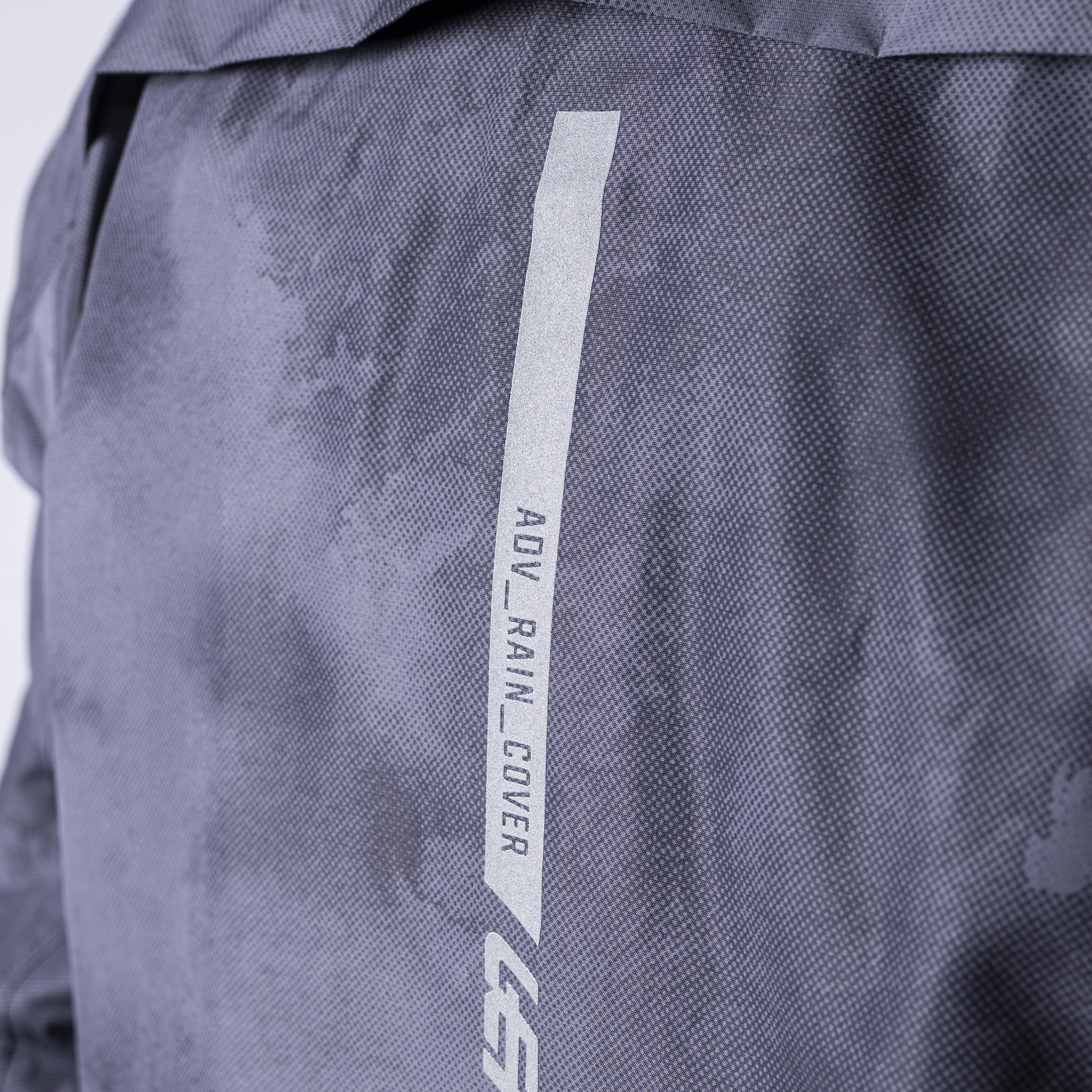 Jacket ADV Rain Cover - Image 14