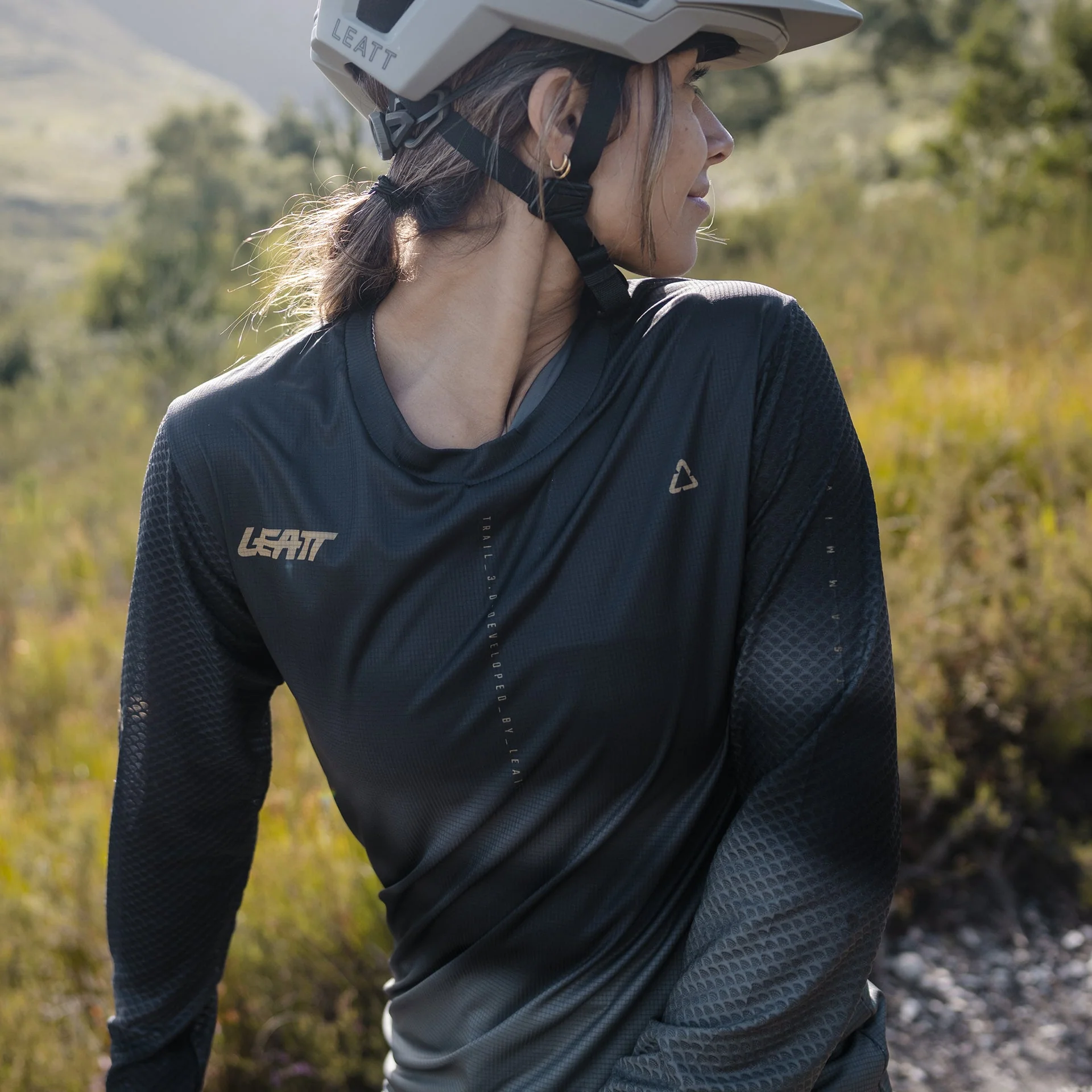 Jersey MTB Trail 3.0 - Long Sleeve - Women - Image 12