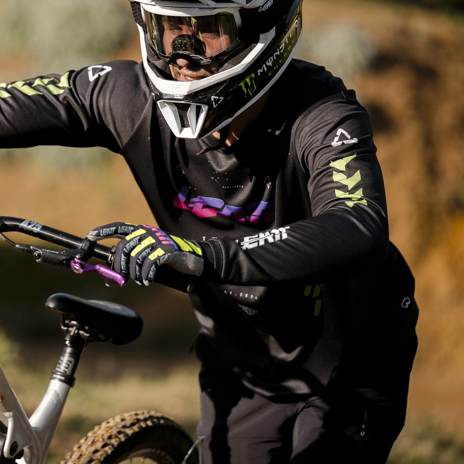Jersey MTB Gravity 4.0 - Long Sleeve - Image 18