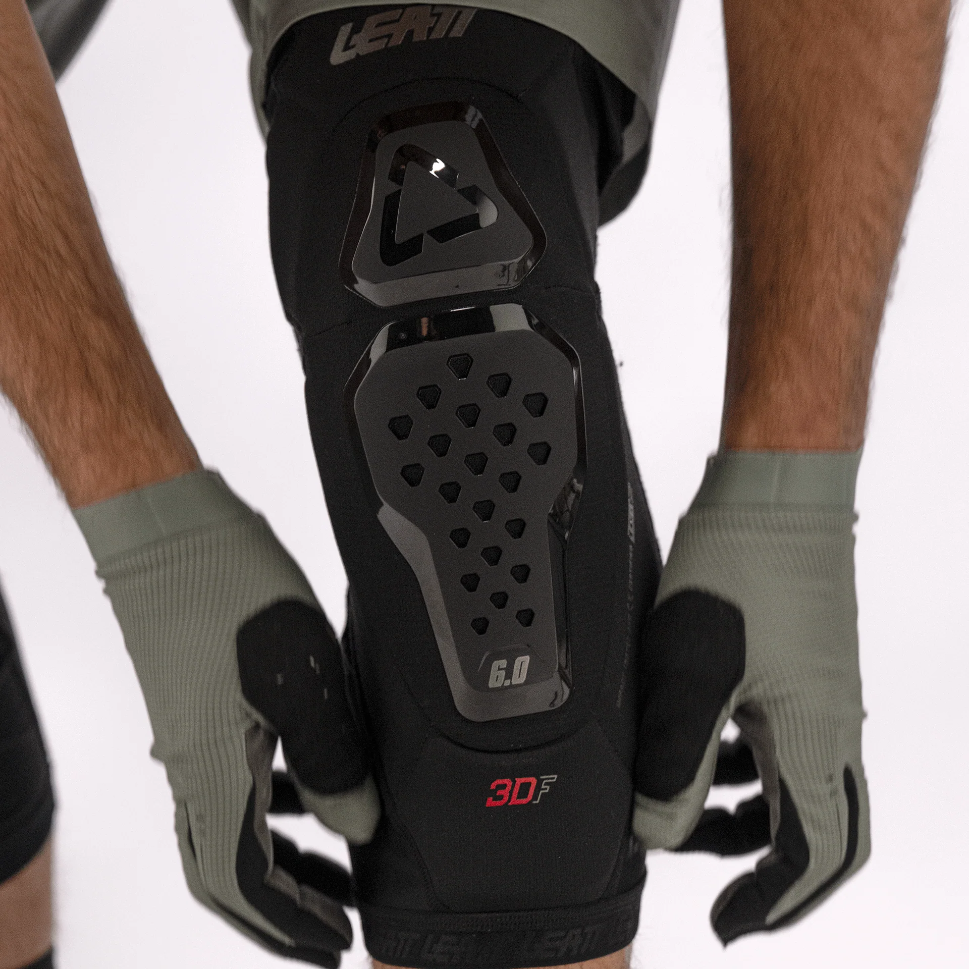 Knee Guard 6.0 Evo - Image 10