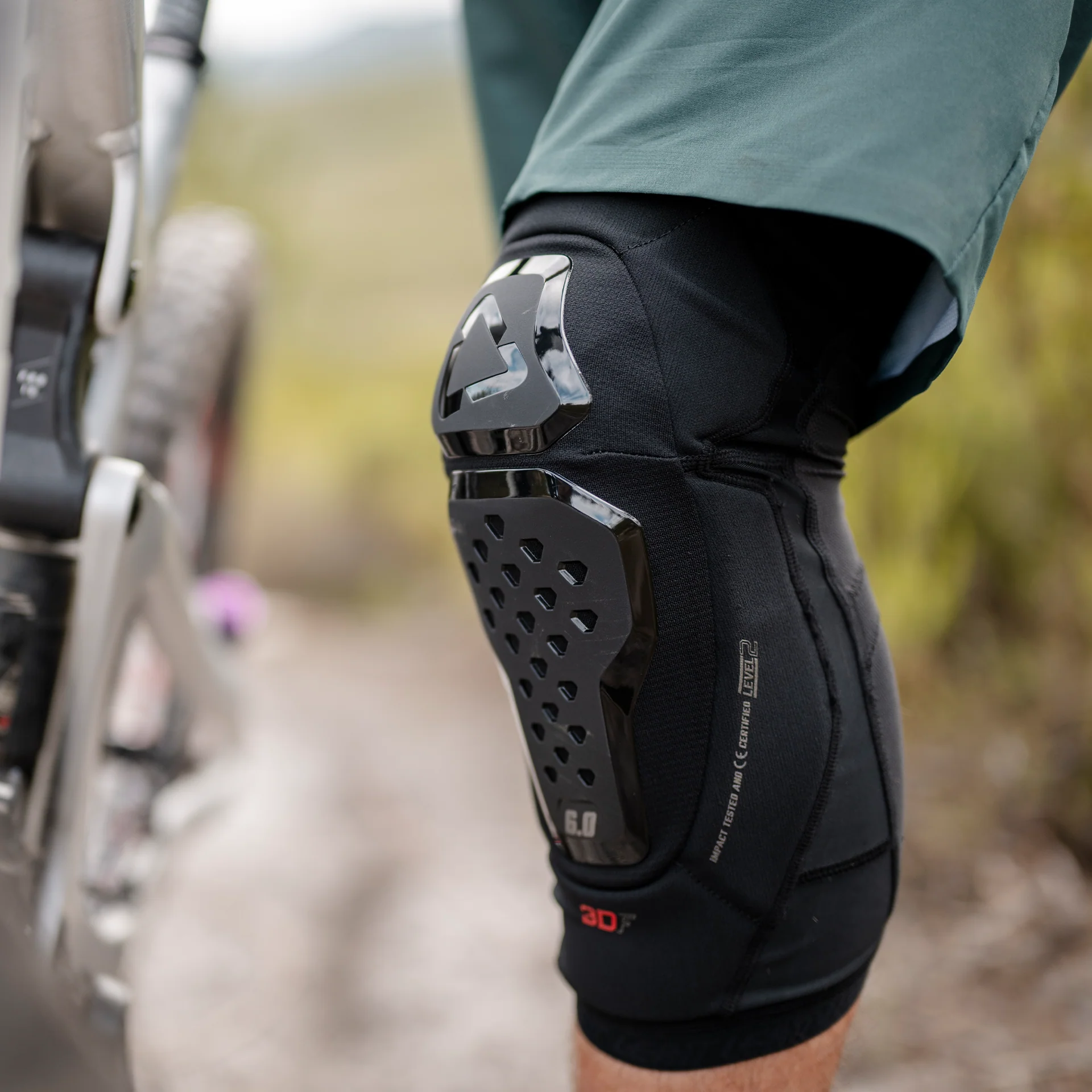 Knee Guard 6.0 Evo - Image 16