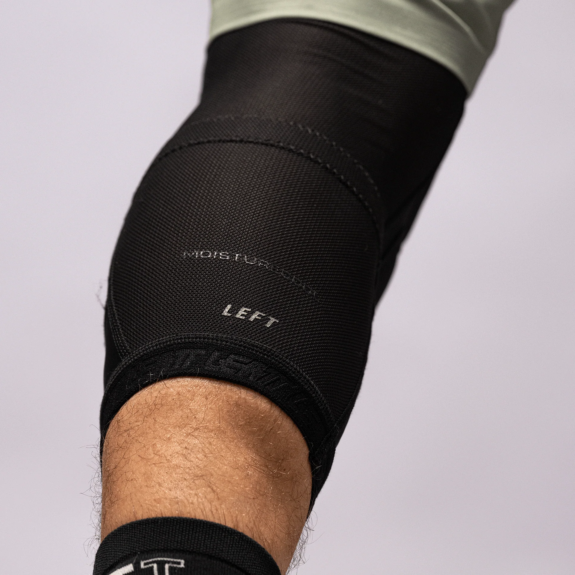 Knee Guard 6.0 Evo - Image 8
