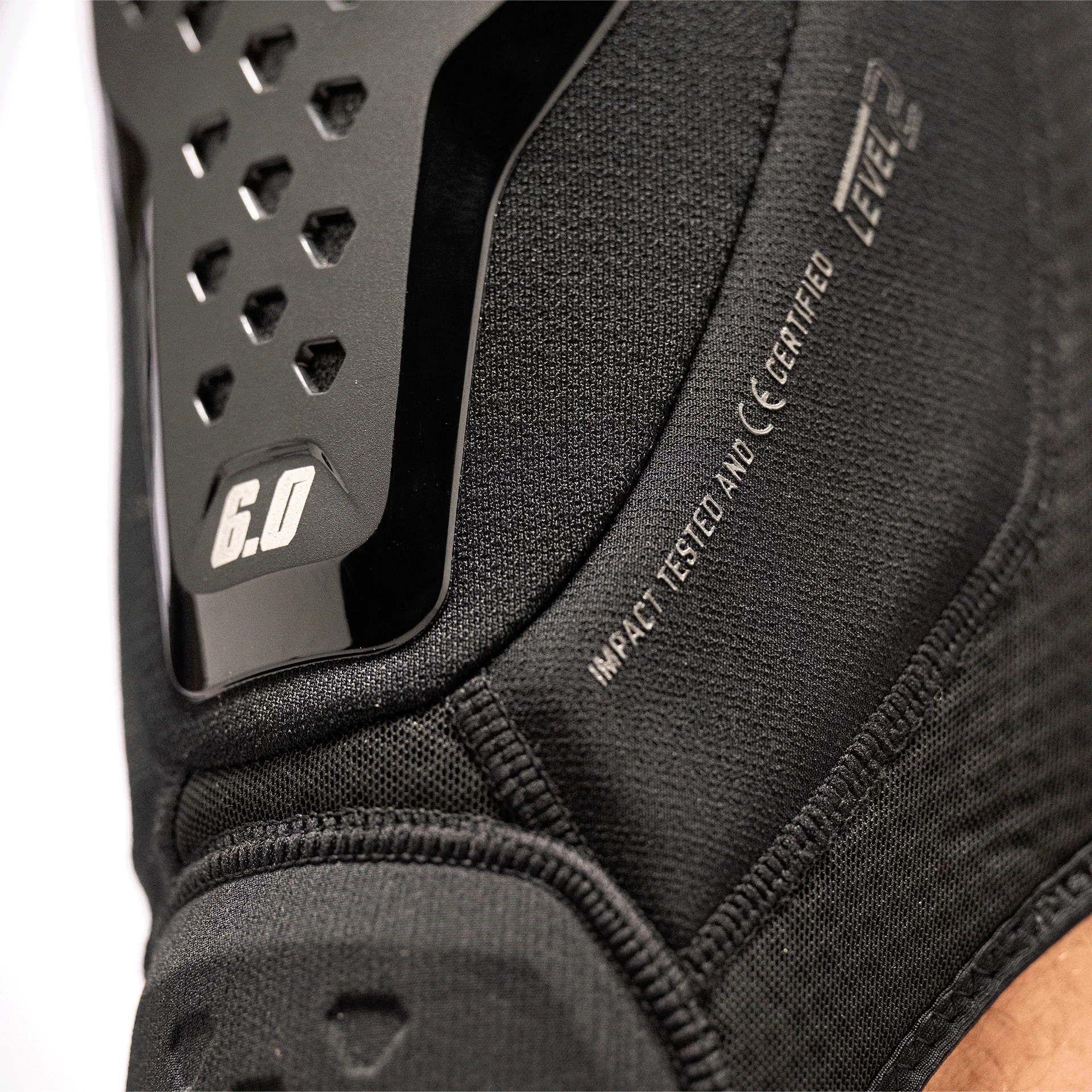 Knee Guard 6.0 Evo EXT - Image 14
