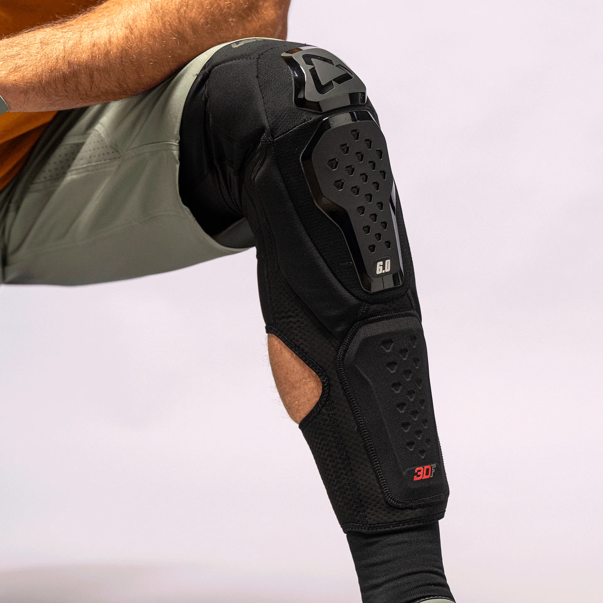 Knee Guard 6.0 Evo EXT - Image 17