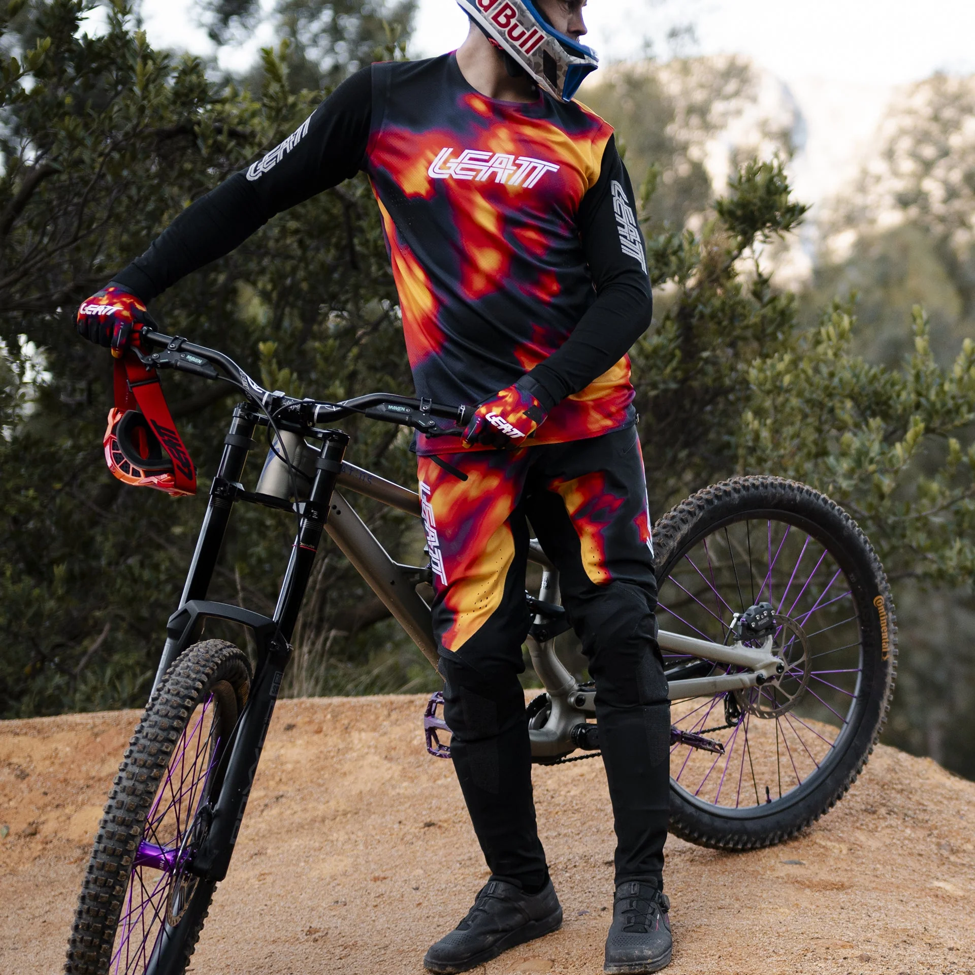 Pants MTB Gravity 8.0 - Image 7