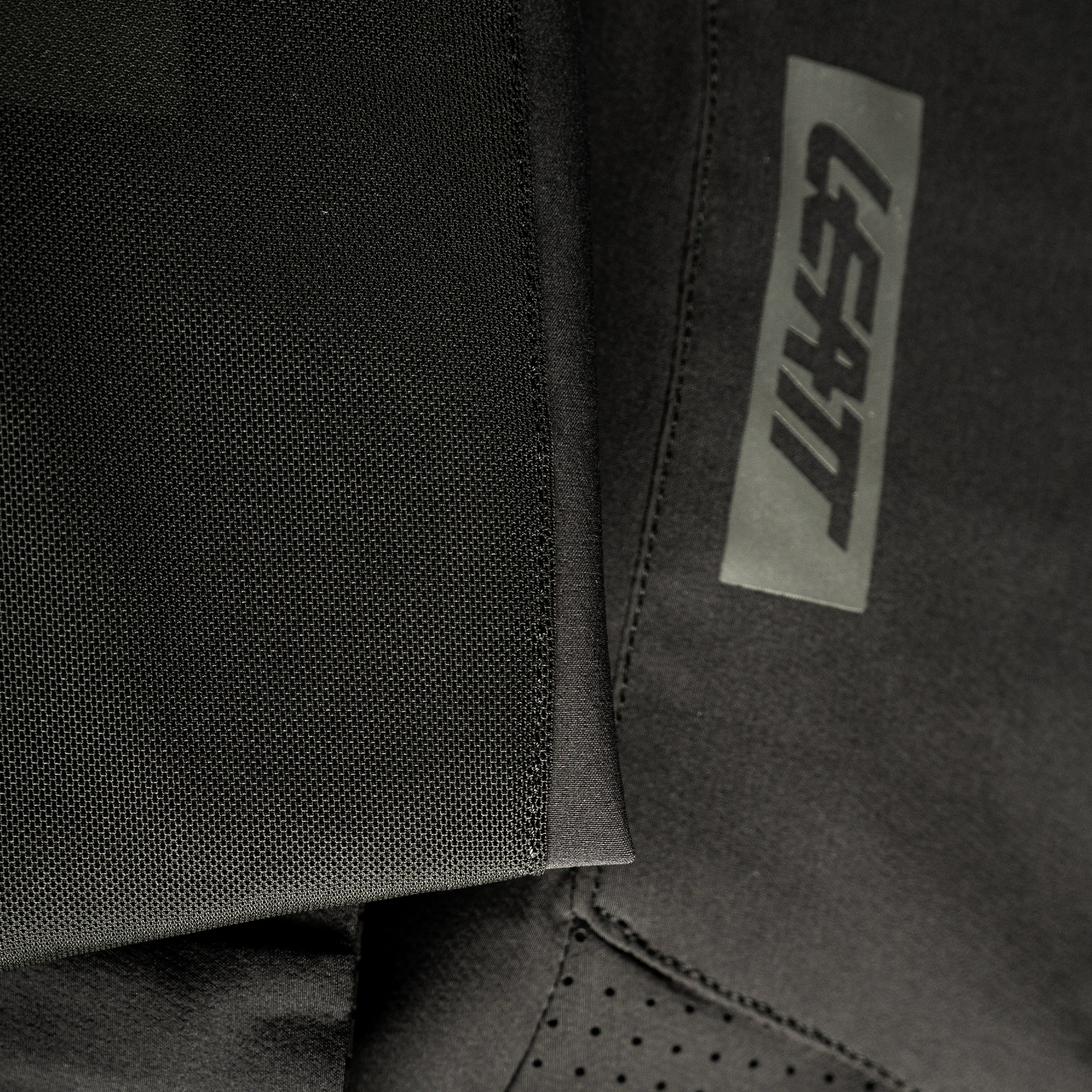 Shorts MTB Gravity 4.0 - Image 3